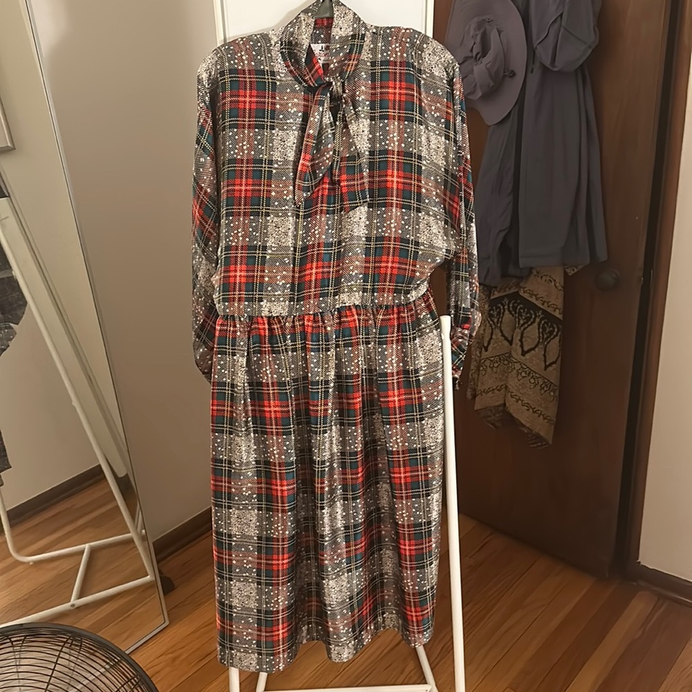Vintage Caron of Chicago Red Plaid and Snow Lace Bow Dress- Size L/XL